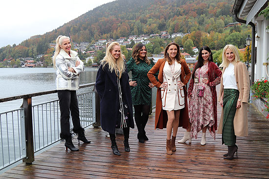 Elke Hofmann, Nadja Schaumburg-Lippe, Saina Bayatpour, Simone Ballack, Jeannette Graf, Sonja Kiefer @ Business Women’s Society Ladies’ Lunch „10@1” im Clubhaus Bachmair Weissach in Tegernsee am 16. Oktober 2020 (©Foto: Copyright "Dana Wedowski/PW&BWS GmbH")